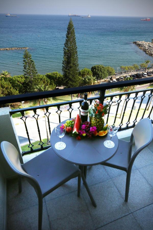 Pier Beach Hotel Apartments Limassol Kültér fotó