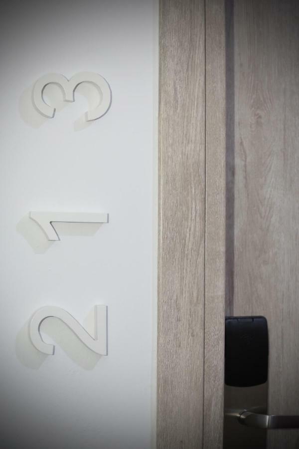 Pier Beach Hotel Apartments Limassol Kültér fotó